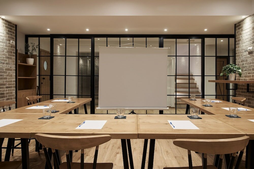 Фото Olive Green Hotel