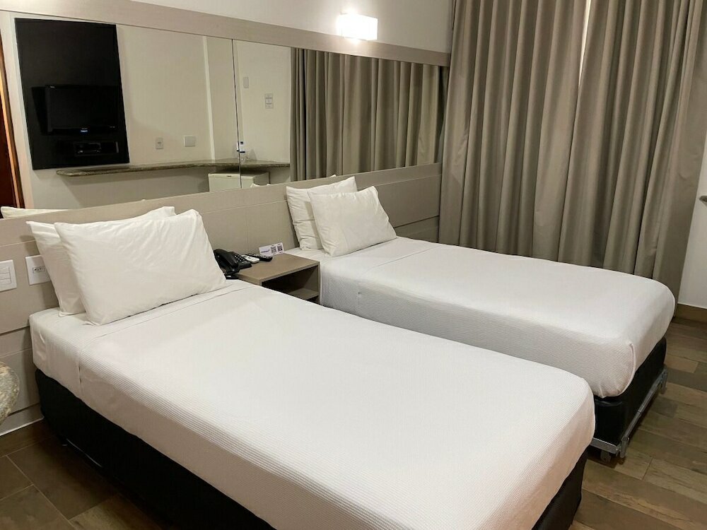 Фото Panorama Tower Hotel