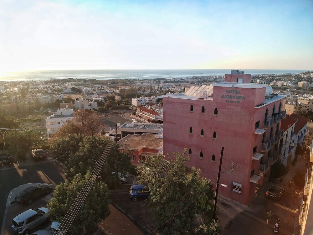 Фото Axiothea Hotel