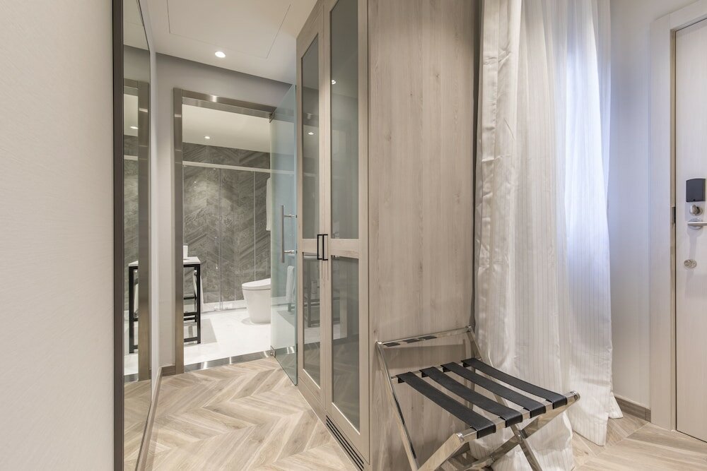 Фото Eurostars Puerta Real Hotel