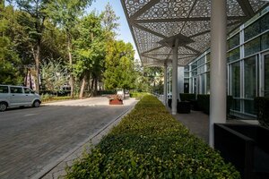 Гостиница Dushanbe Serena Hotel
