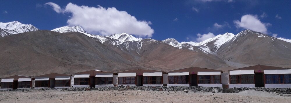 Фото Pangong Holiday Cottages