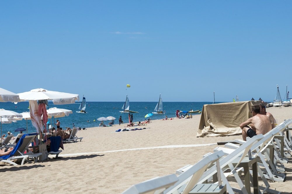 Фото Marisol Hotel