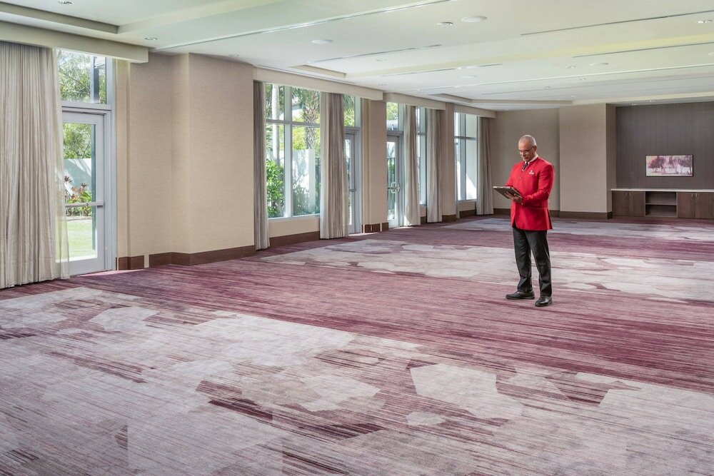 Фото Courtyard by Marriott Miami Airport