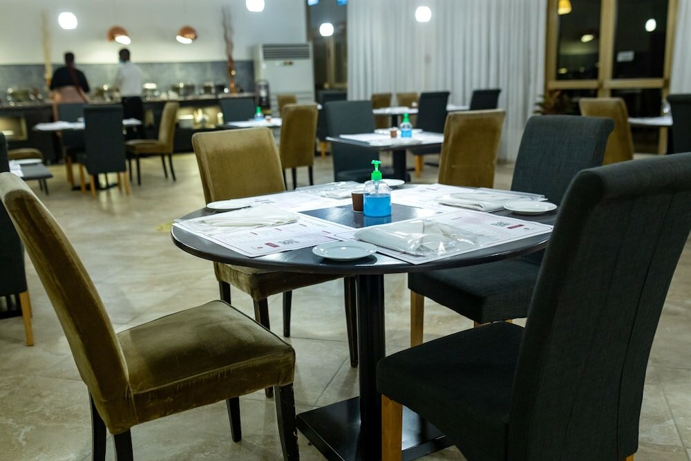 Фото Novotel Accra City Centre