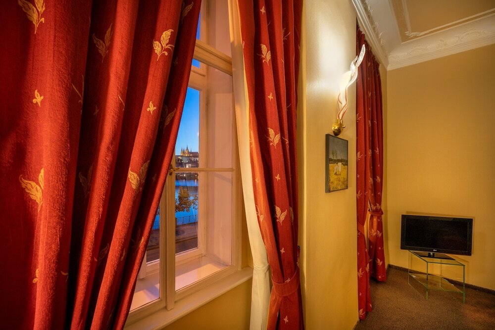 Фото Hotel Leonardo & Bookquet