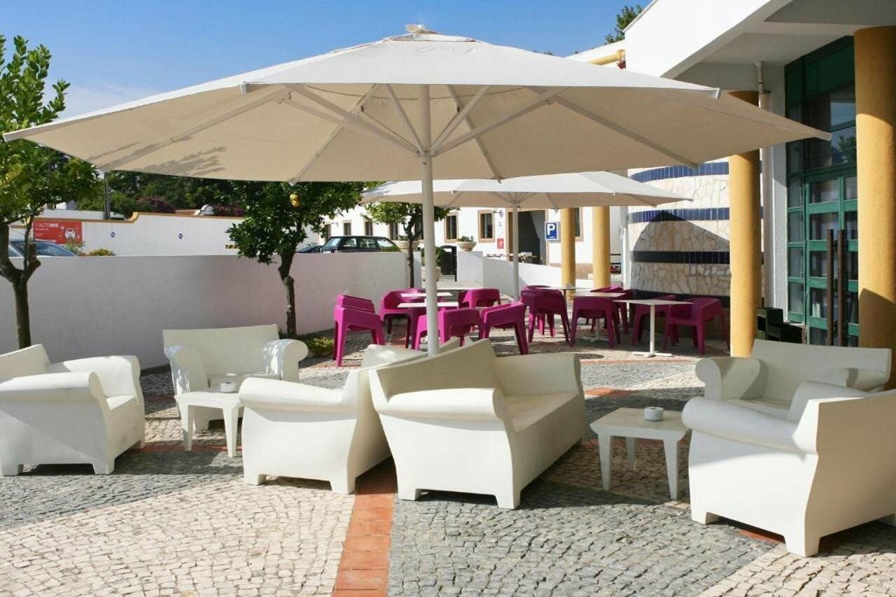 Фото Ibis Evora Hotel