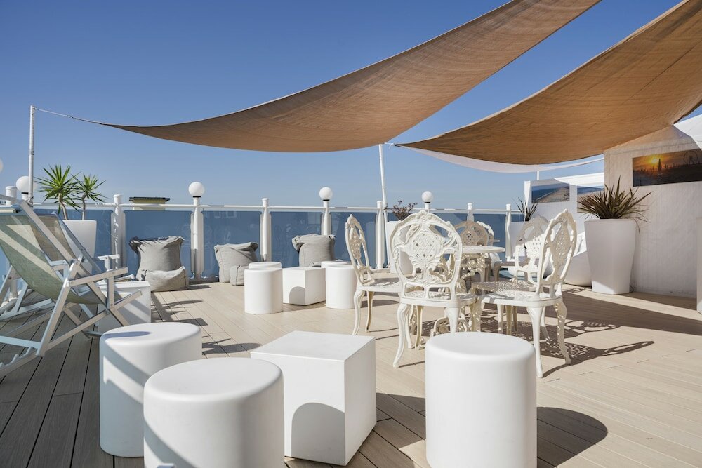 Фото Hotel President