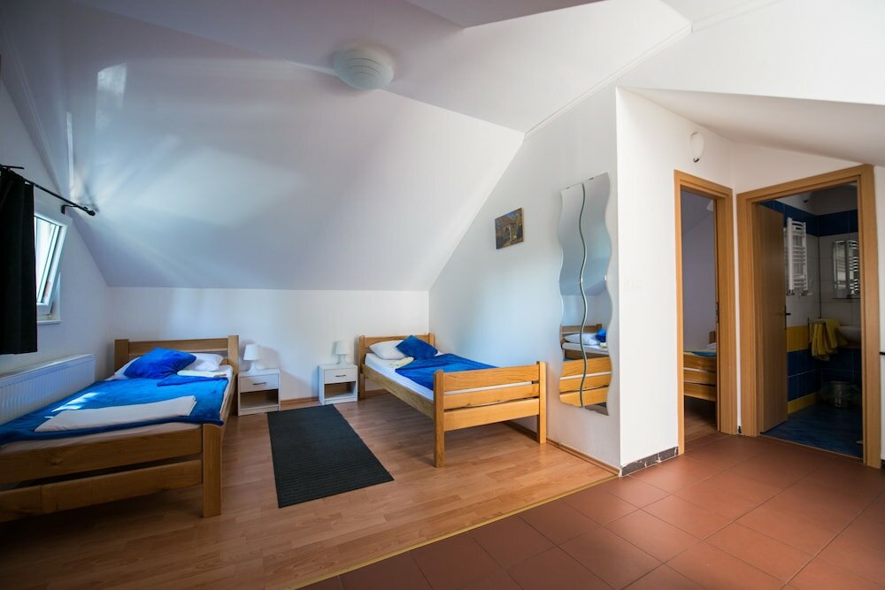 Фото Hotel & Hostel Zagreb