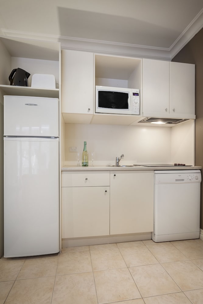 Фото Comfort Hotel Melbourne Central