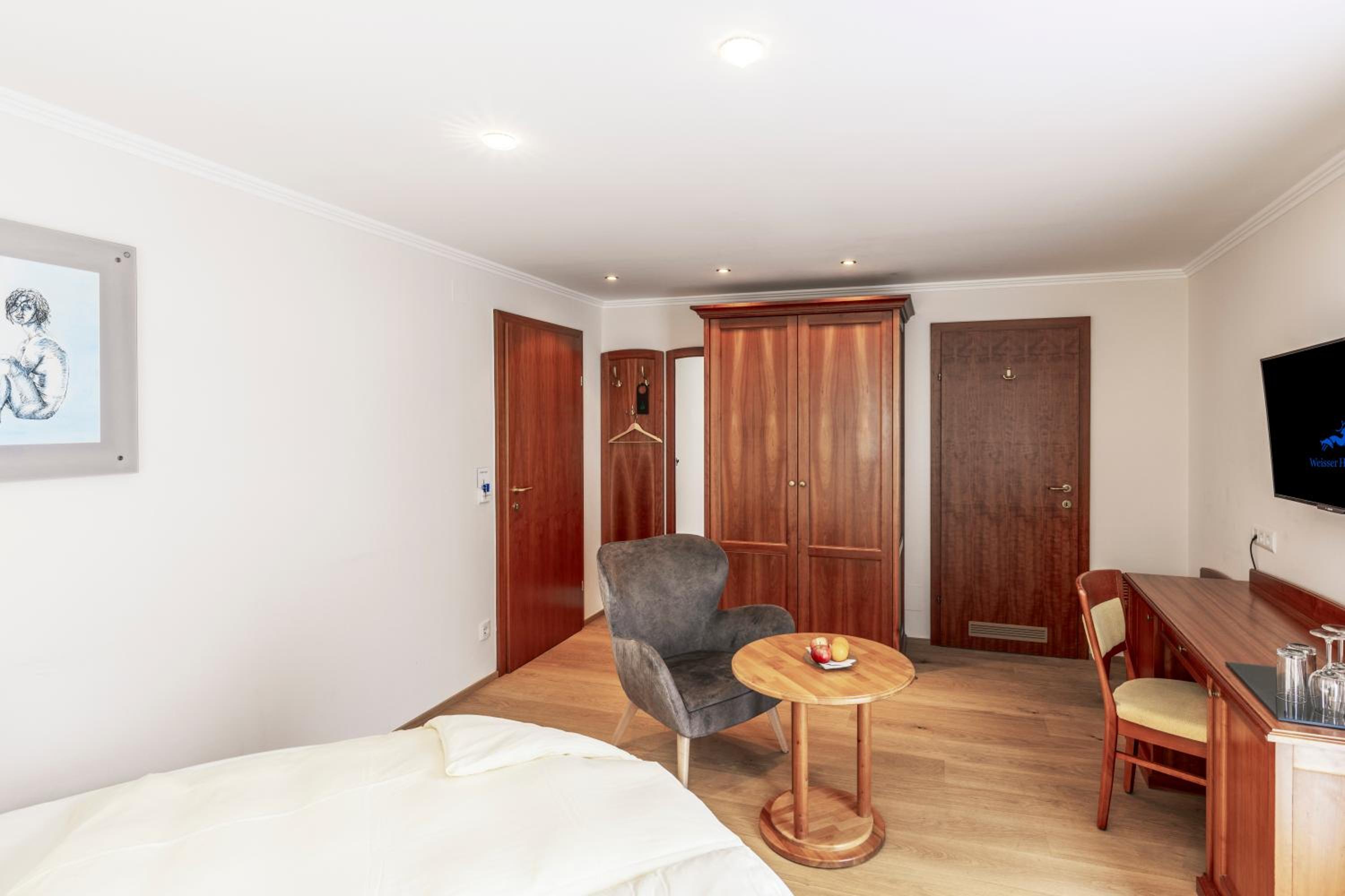 Фото Hotel Weisser Hirsch