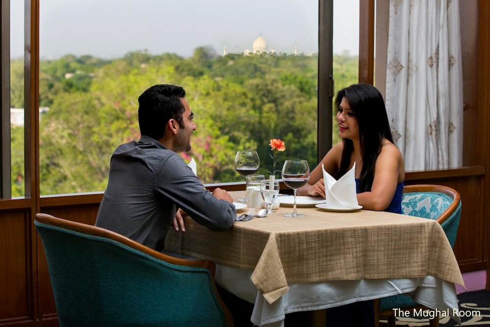 Фото Hotel Clarks Shiraz