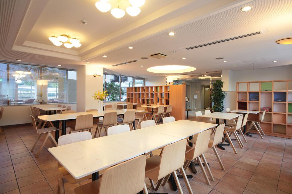 Фото Shin-Osaka Station Hotel Annex	