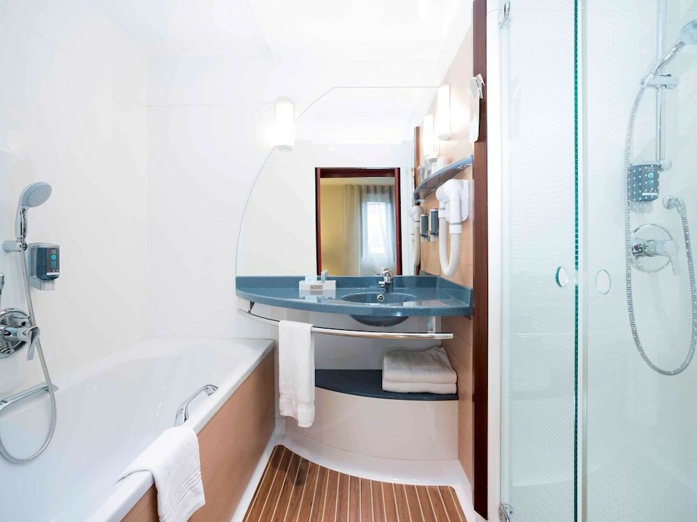 Фото Novotel Suites Paris Montreuil Vincennes