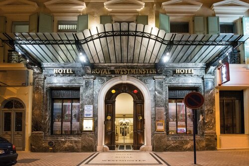 Гостиница Hotel Vacances Bleues Royal Westminster в Ментоне