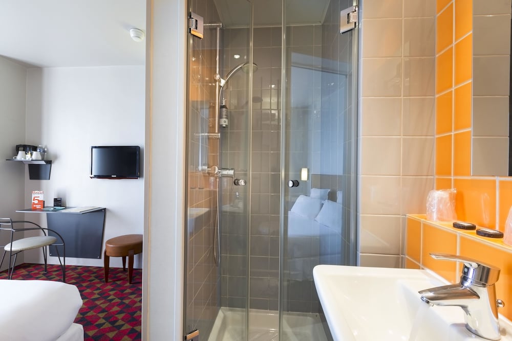 Фото Libertel Canal Saint Martin