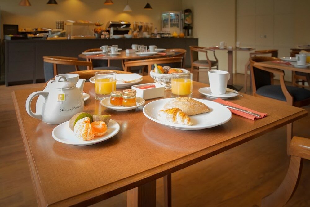 Фото Hôtel Montbriand Antony