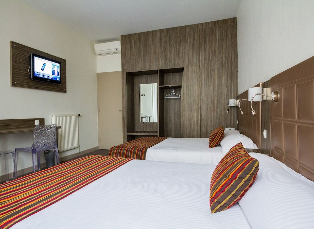 Фото Hôtel de l'Europe Grenoble Hyper Centre