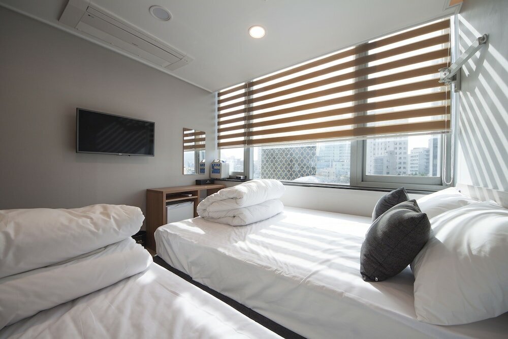 Фото K-Guesthouse Dongdaemun Premium