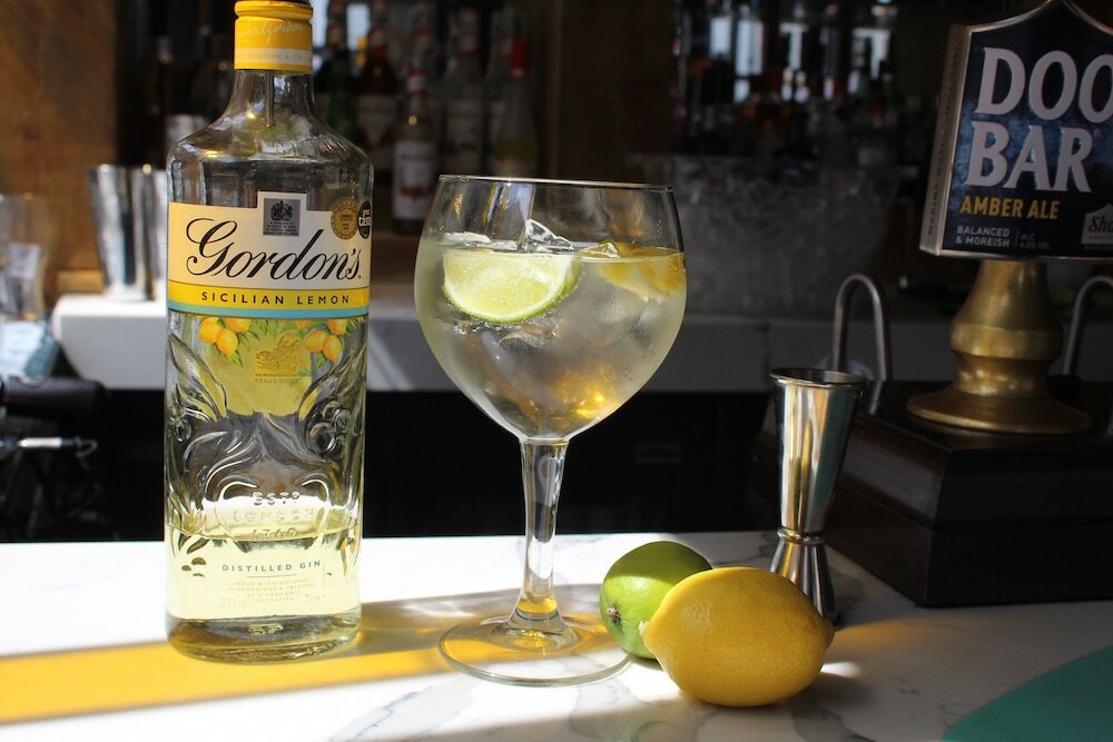 Фото The Mitre Hotel