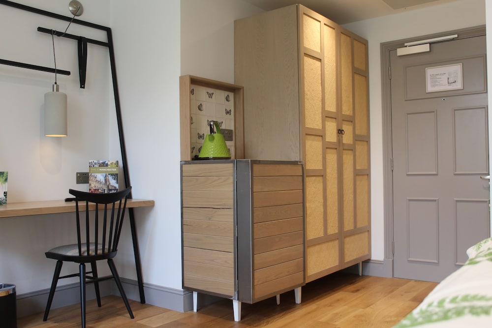 Фото Gardens Hotel