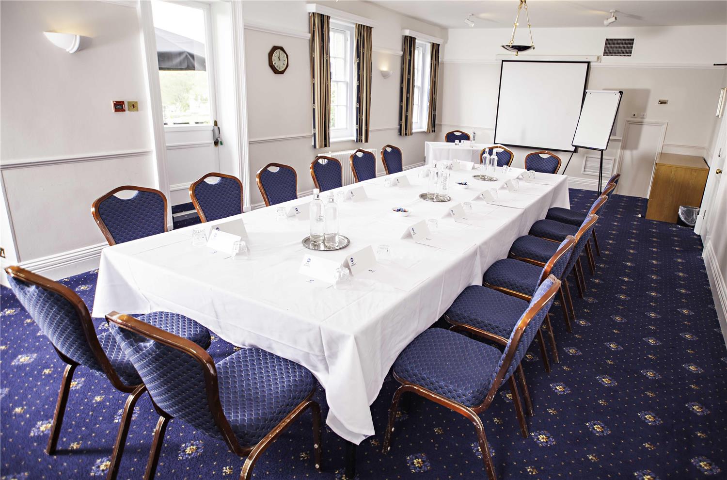 Фото Best Western Chilworth Manor Hotel