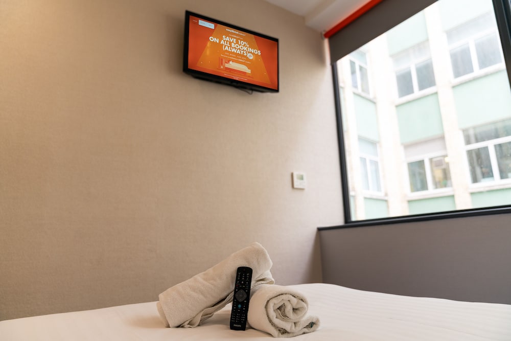 Фото EasyHotel Liverpool City Centre
