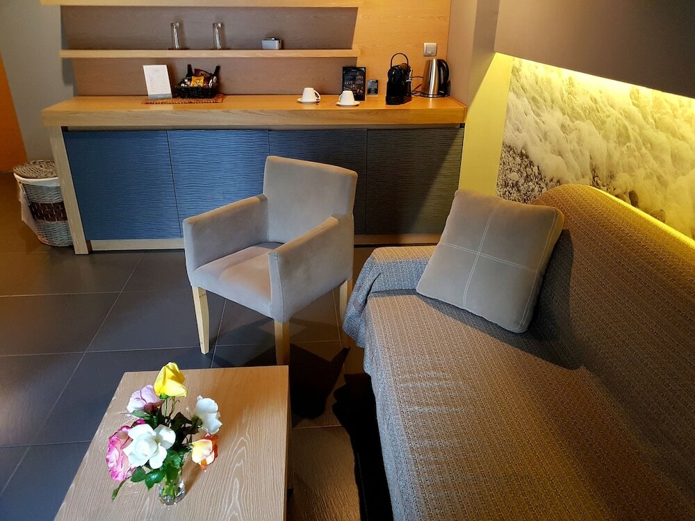 Фото Elysion Hotel