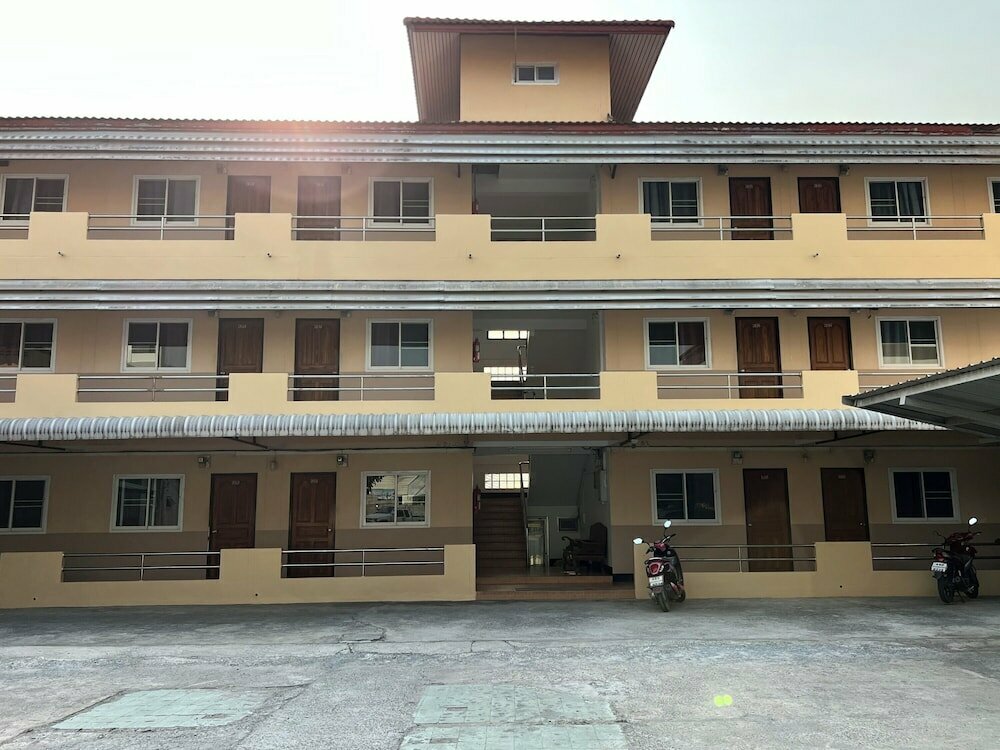 Hotel Jamjuree Place, Khon Kaen, photo