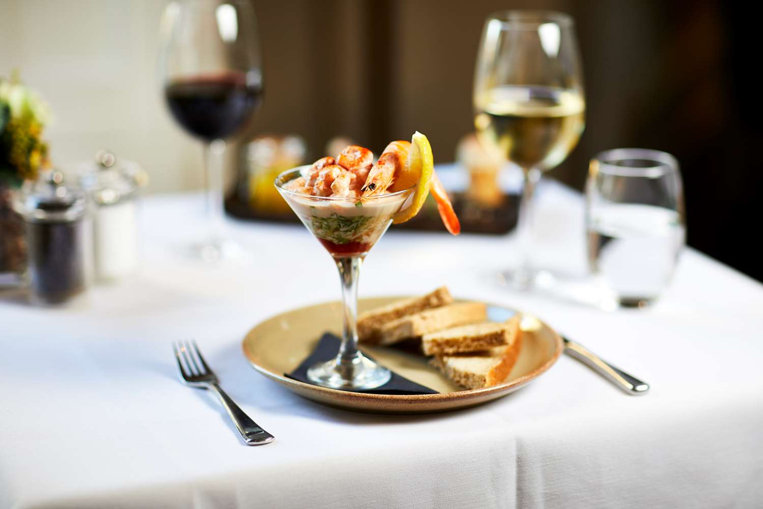 Фото  Dean Court