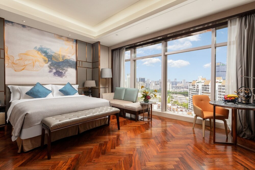 Фото Zhuhai LongZhuDa International Hotel