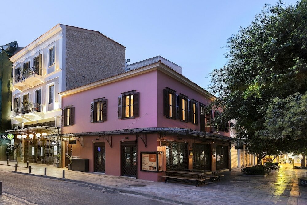 Фото отеля 1