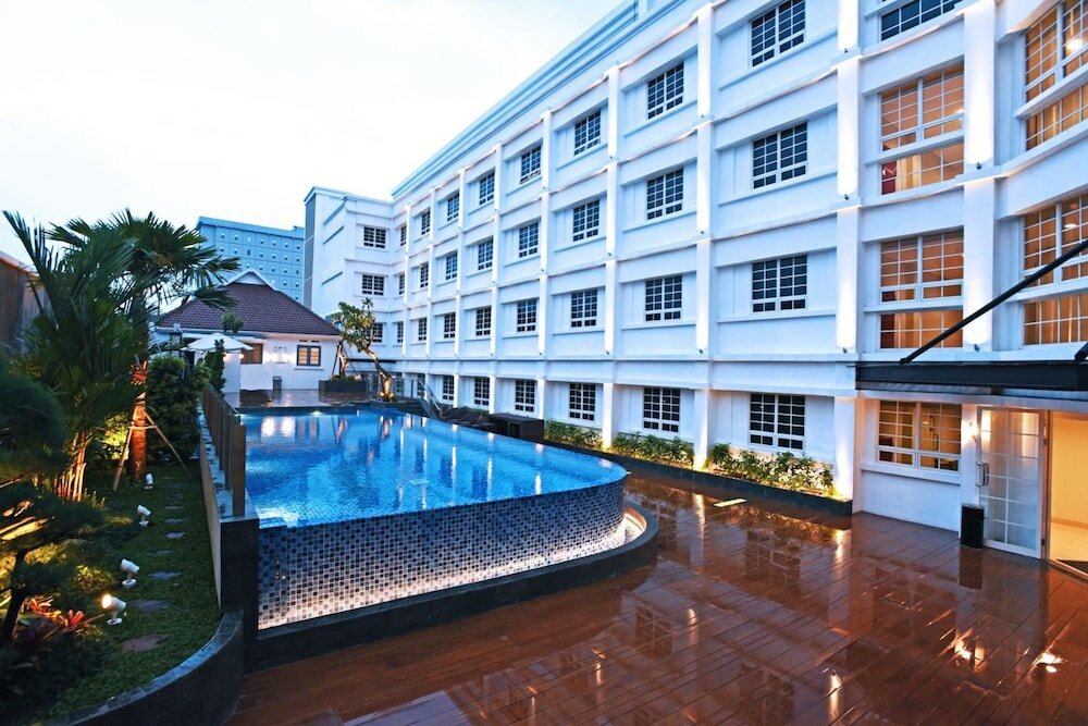 Фото Kokoon Hotel Surabaya