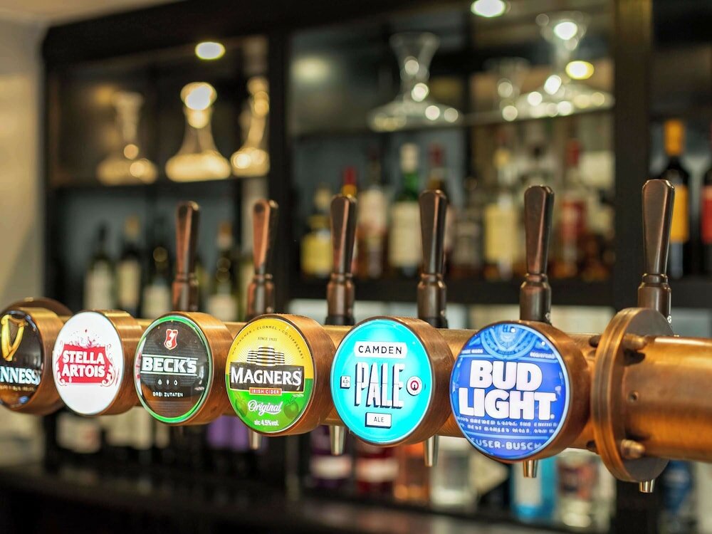 Фото Mercure Salisbury White Hart Hotel