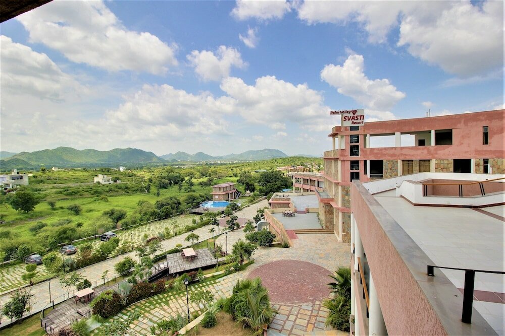 Фото Palm Valley Svasti Resort