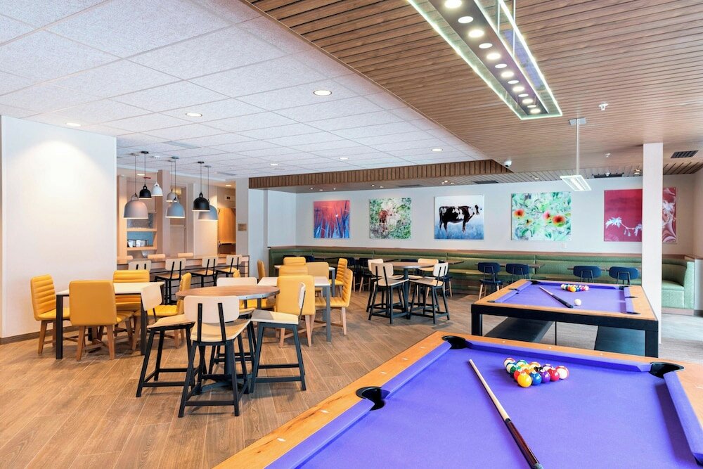 Фото Fairfield Inn & Suites by Marriott Fair Oaks Farms