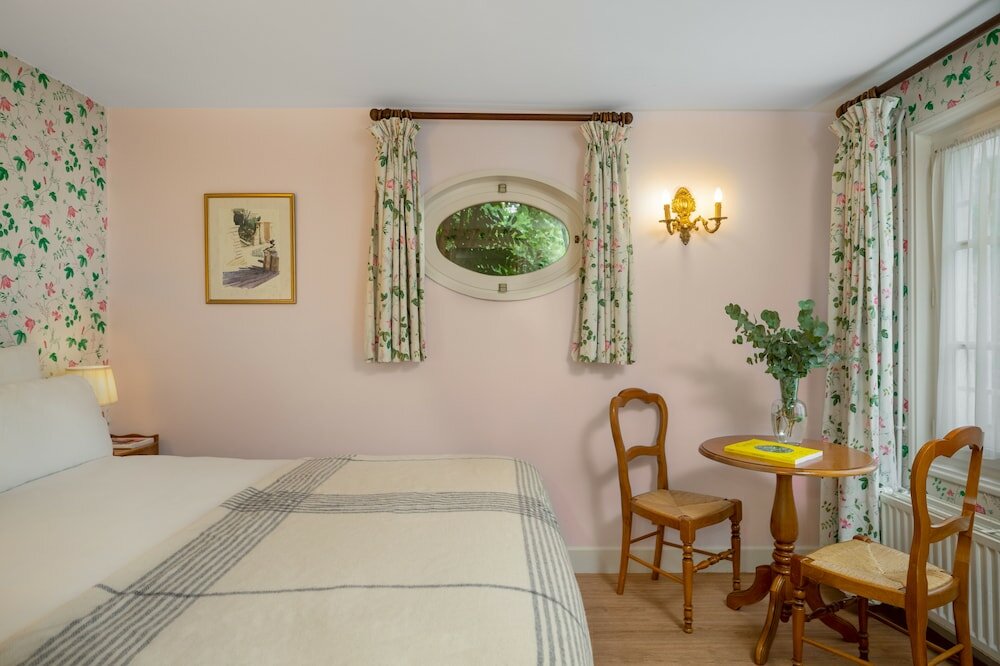 Фото Hôtel des Grandes Ecoles