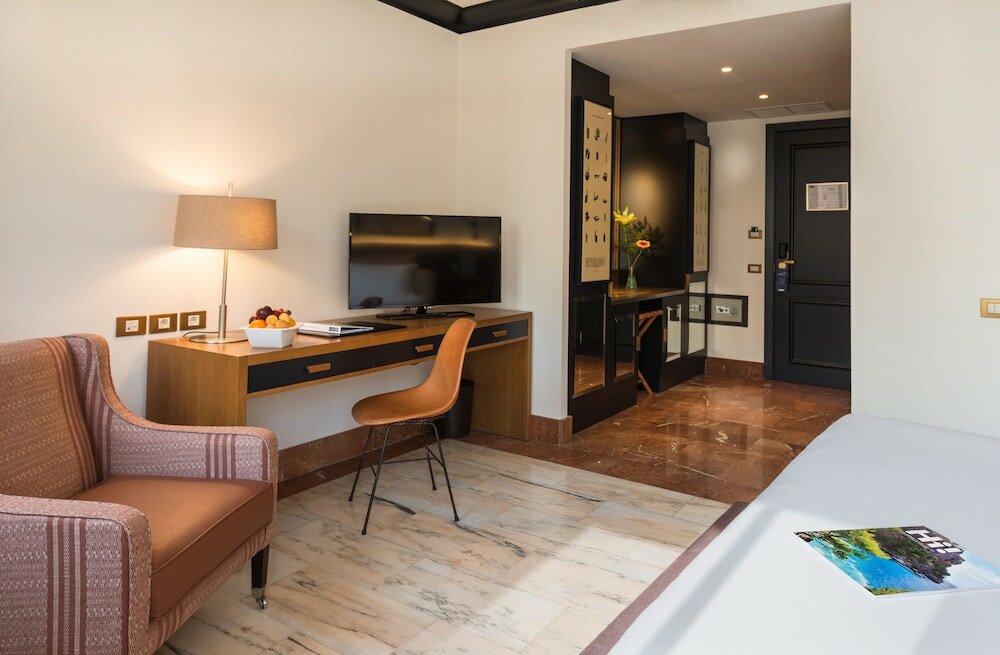 Фото H10 Tribeca