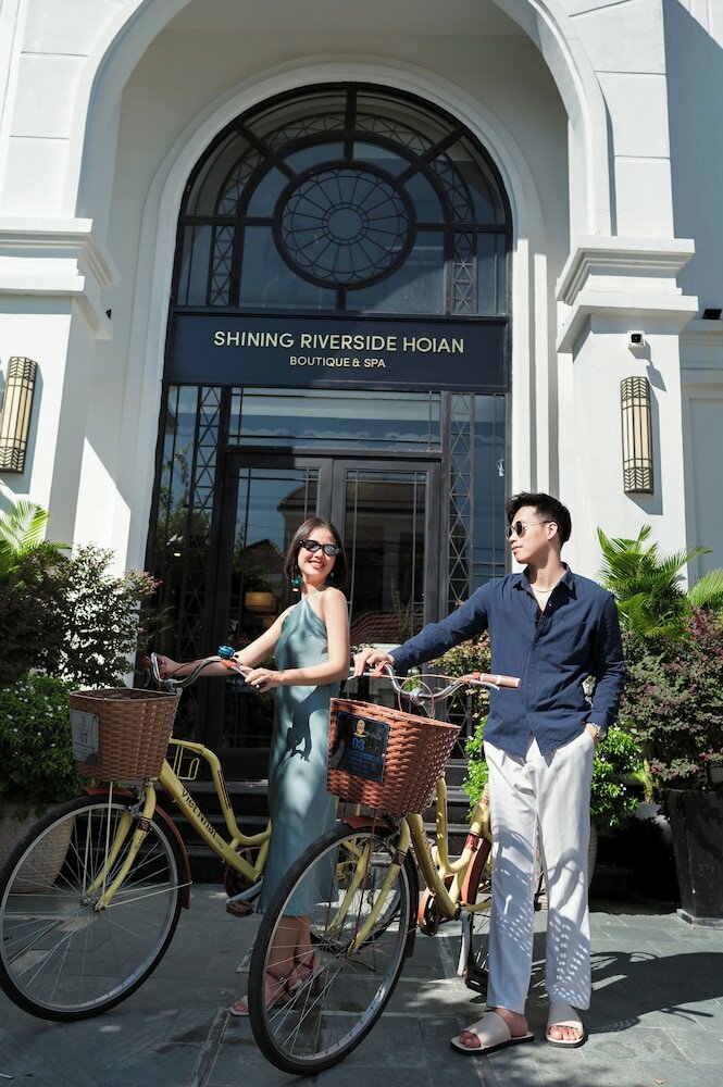 Фото Shining Riverside Hotel and SPA