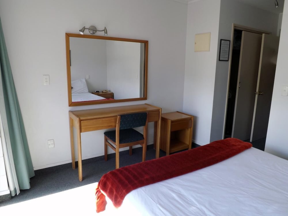 Фото Karaka Tree Motel