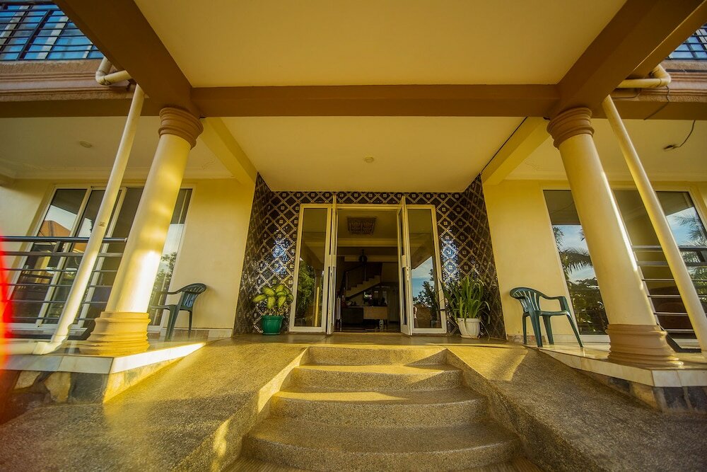 Фото Hotel Royal Nest