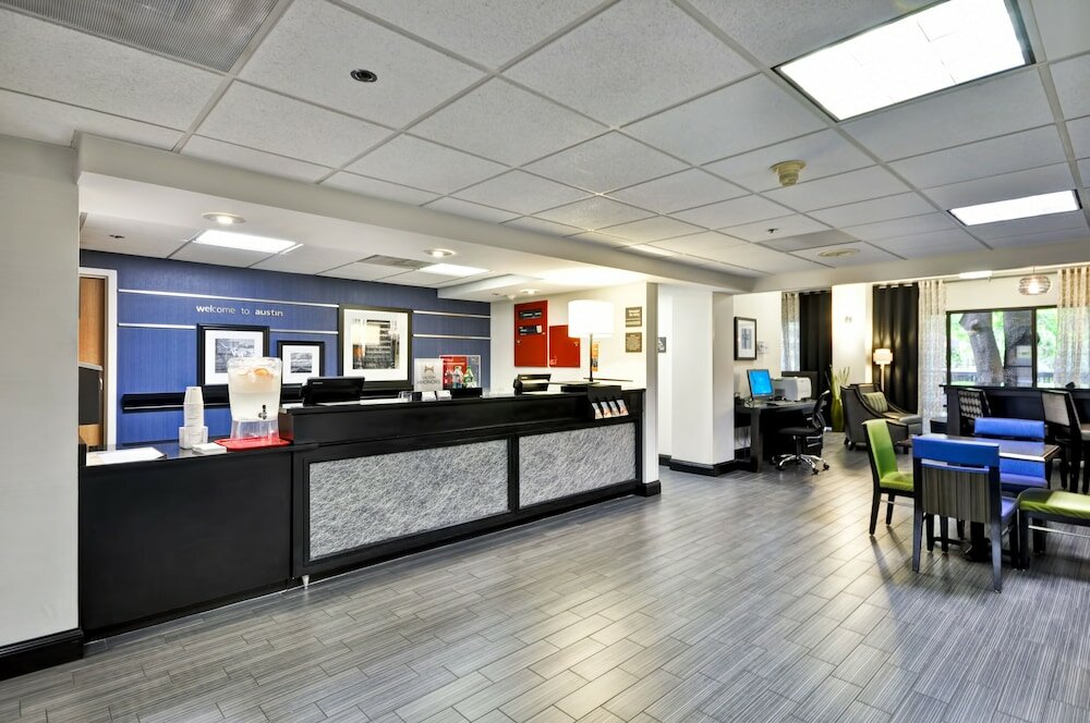 Фото Hampton Inn Austin North @ i - 35 & Hwy 183