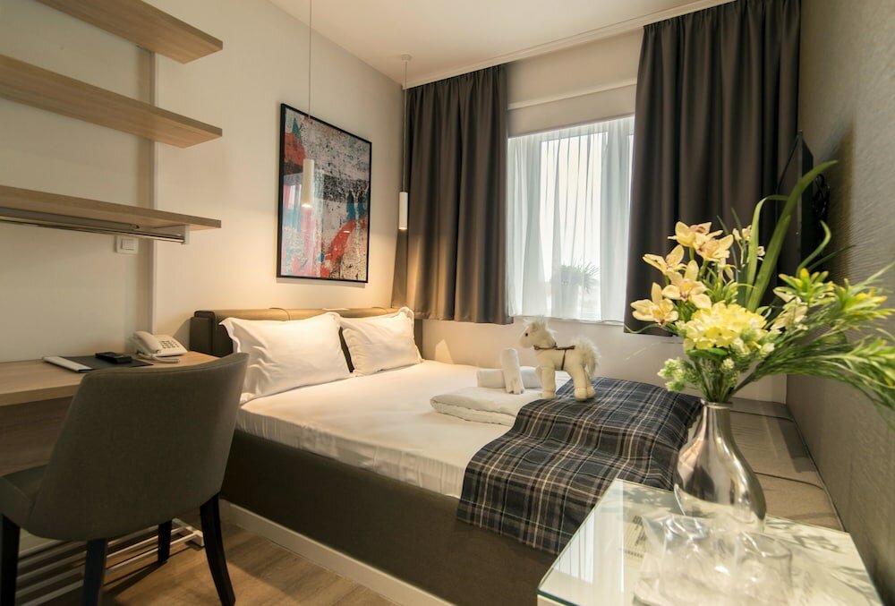 Фото Hotel Belgrade Inn