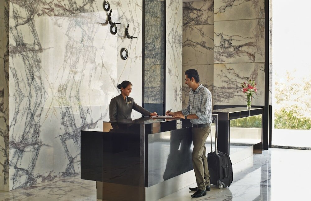 Фото Courtyard by Marriott Bilaspur