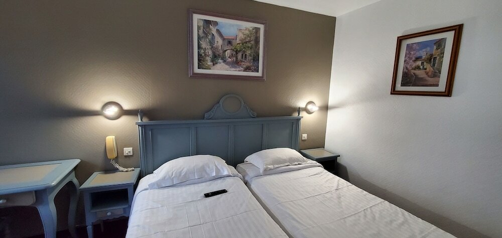 Фото Hôtel Metropol