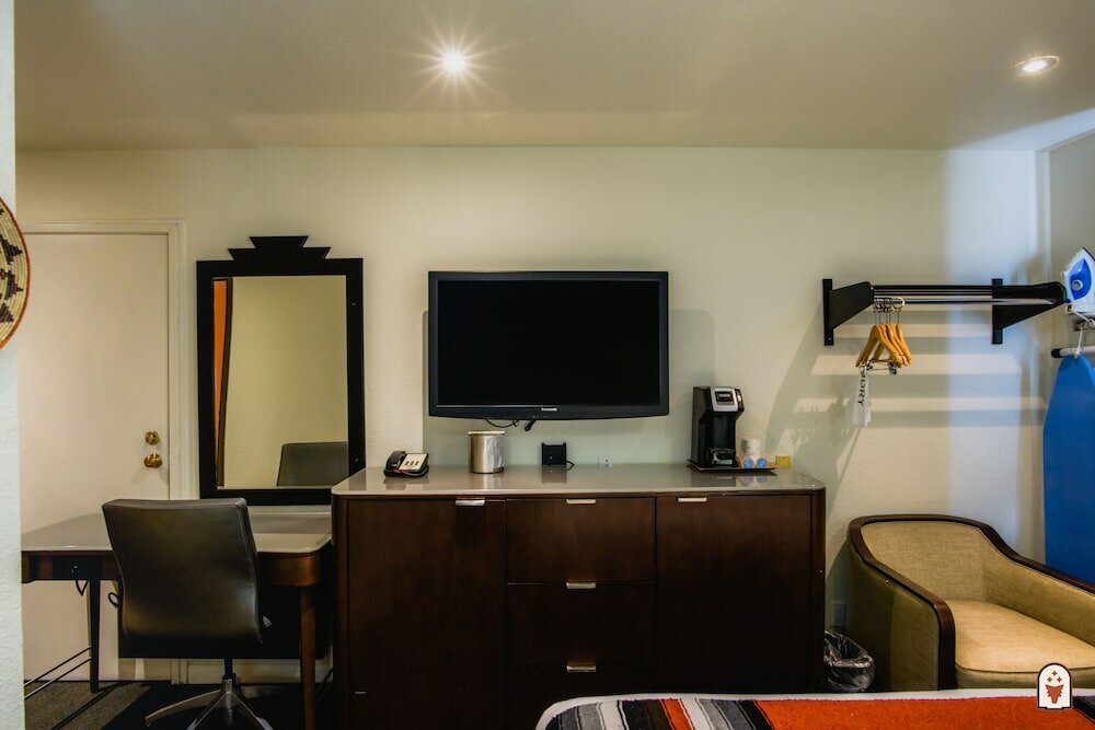 Фото Coyote South