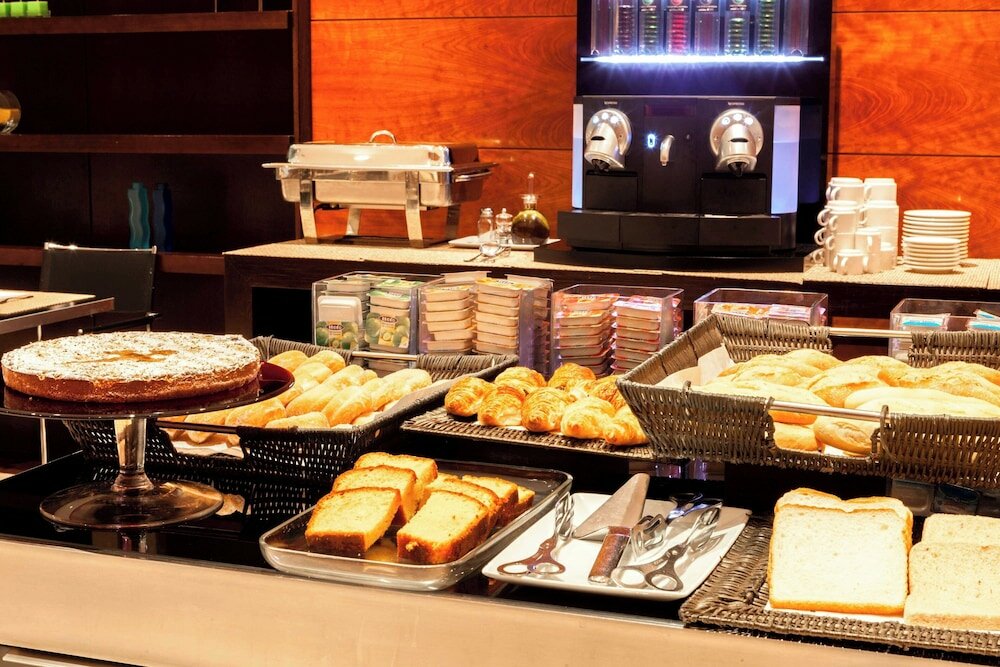 Фото Ac Hotel A Coruña by Marriott