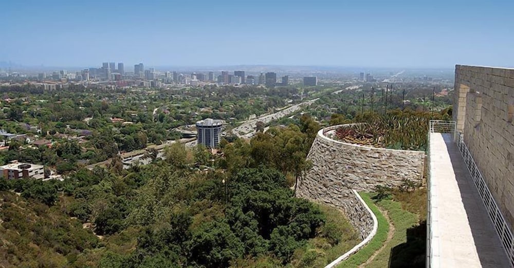 Фото Royal Palace Westwood