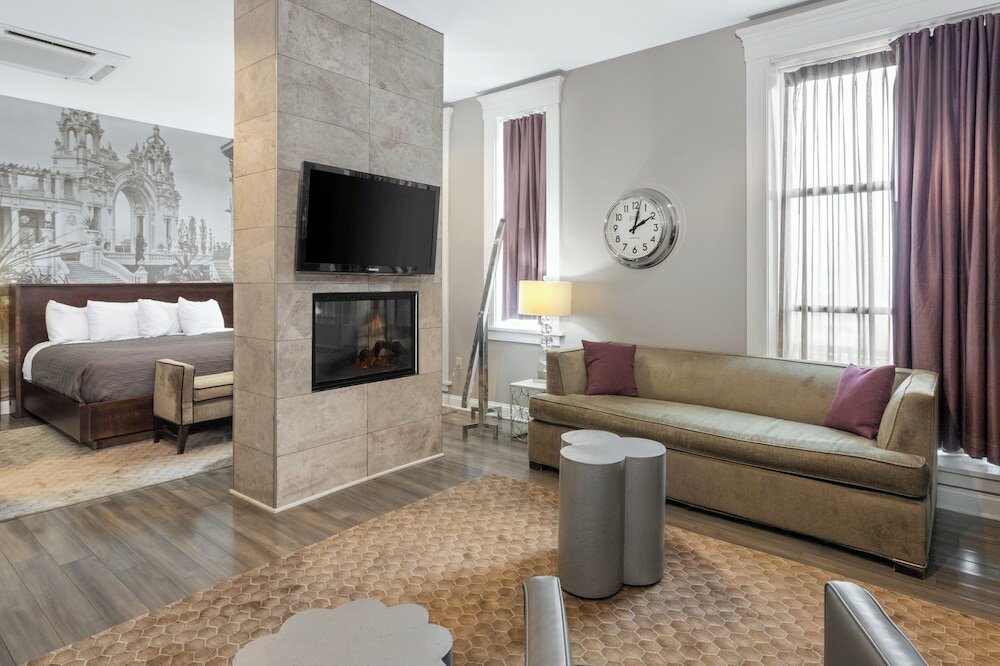 Фото Hotel at the Lafayette Trademark Collection by Wyndham