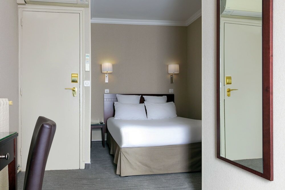 Фото Saint Cyr Etoile